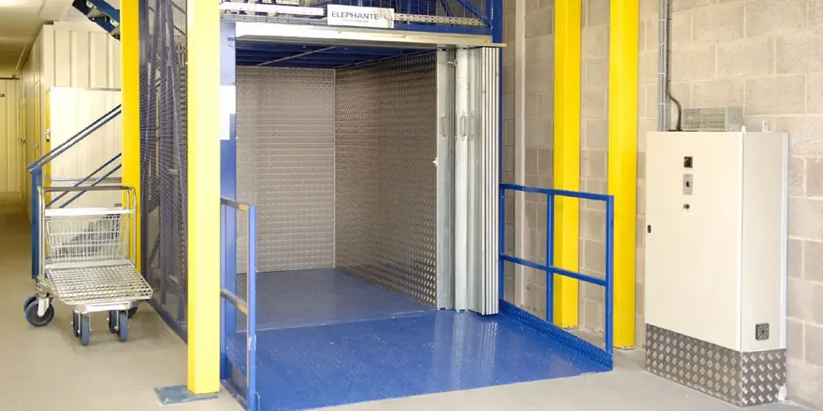 how-local-manufacturing-of-material-lifts-help-businesses